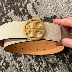 Tory Burch Gold Logo Cream Belt